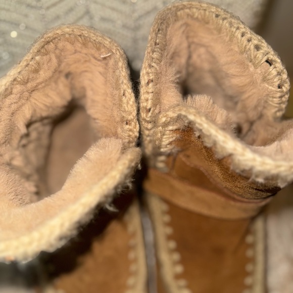 Brown Suede Boots with Stitch Detailing - Picture 6 of 7